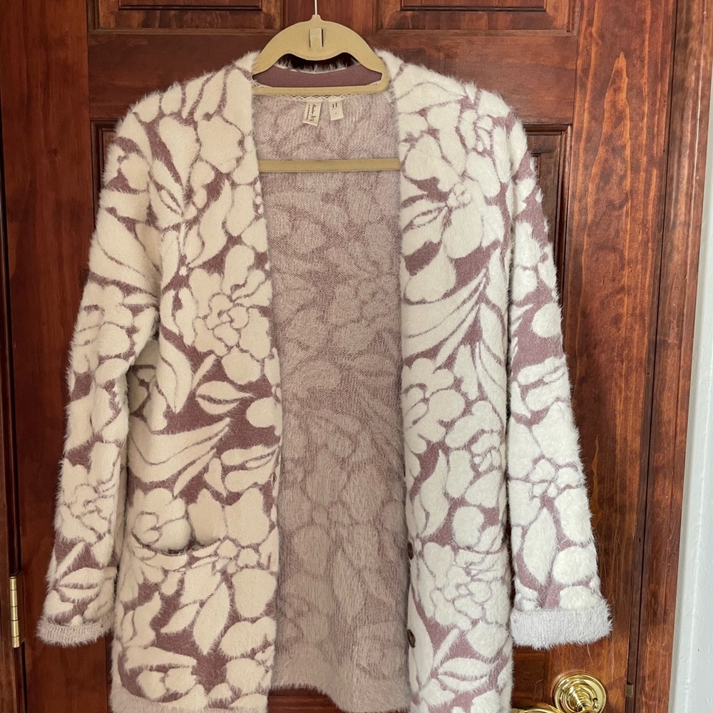 Anthropologie Mauve and Cream Knit Cardigan